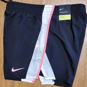 3 FOR $50   NWT NIKE DRY Girls running shorts XL dry fit